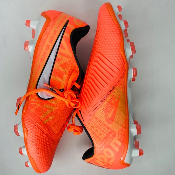 nike phantom venom elite fg soccer cleats